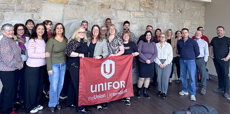 Unifor banner