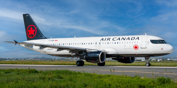 Image of Air Canada Airbus A320